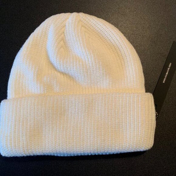 Amiri White & Black M.A Logo Beanie Embroidered - new with tags - Picture 2 of 3